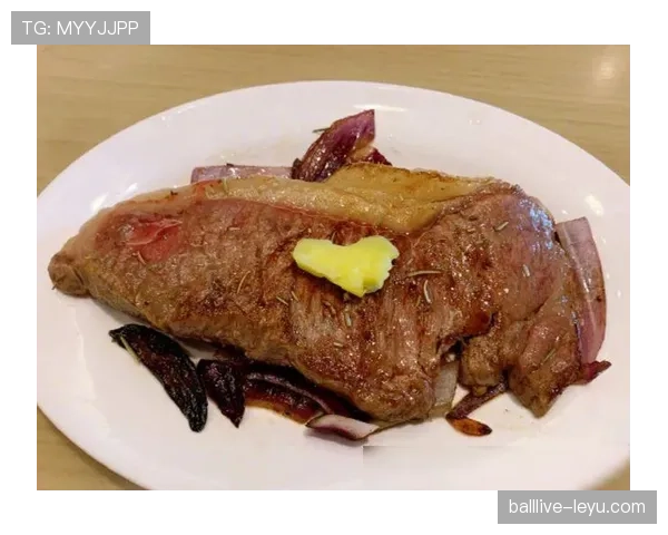 徐嘉余居然真带队吃豪华大餐，平时池边憋着的低调气质算是炸开了？！